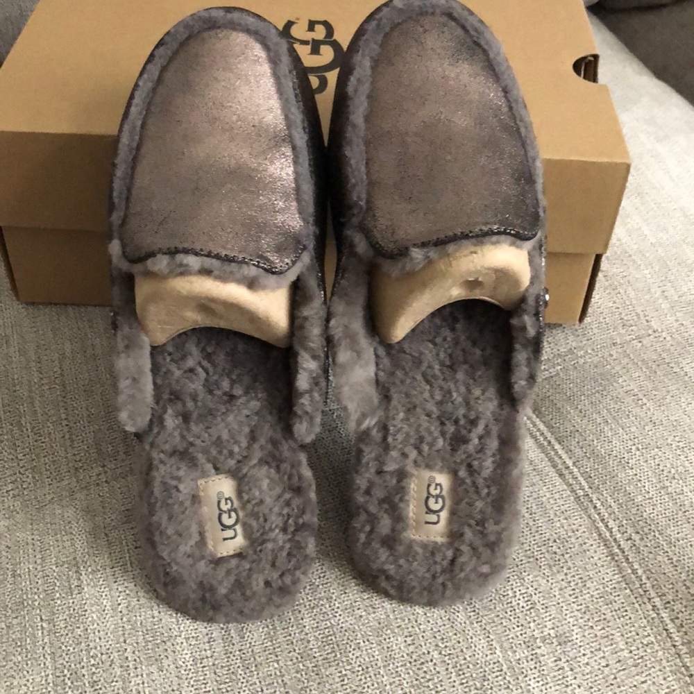 Ugg Slides - image 3